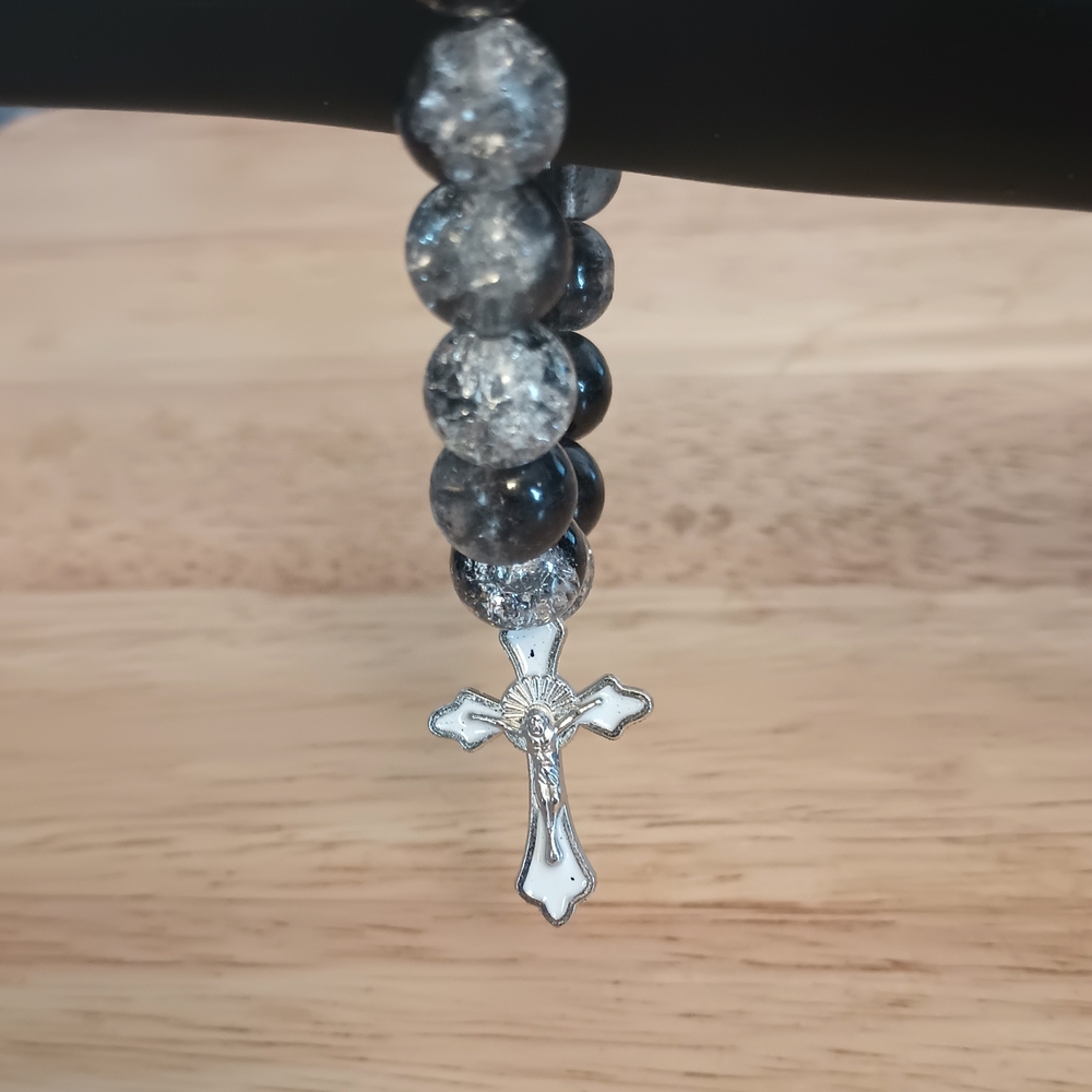 Elegant Silver Cross Bracelet